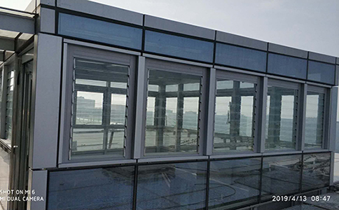 鋁合金百葉窗廠家淺談：如何進行玻璃百葉窗的安裝？